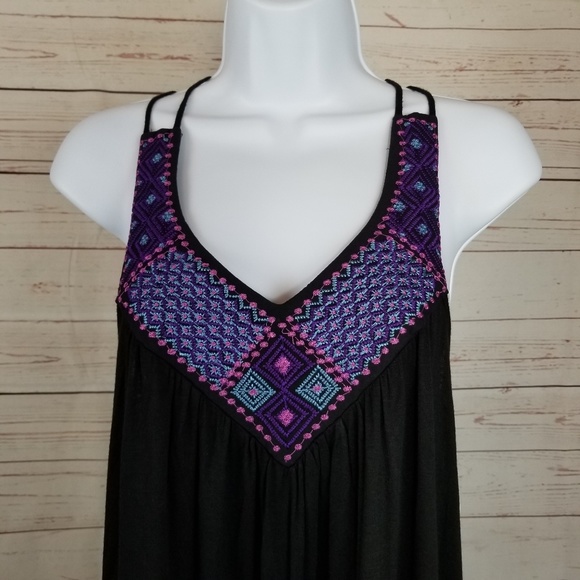 NWT Altar'd State Women's M Black Embroidered - Picture 2 of 8